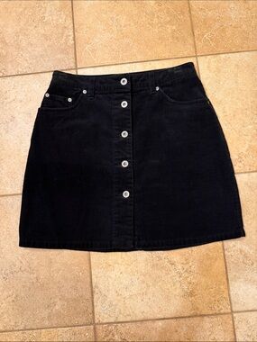 Gap Women's Black Button-Front Corduroy Mini Skirt 6 2000s